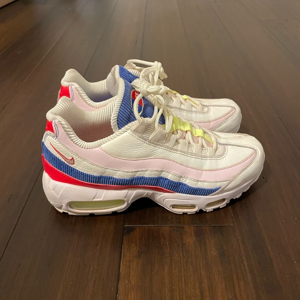Nike Air Max 95
Corduroy Panache (W)